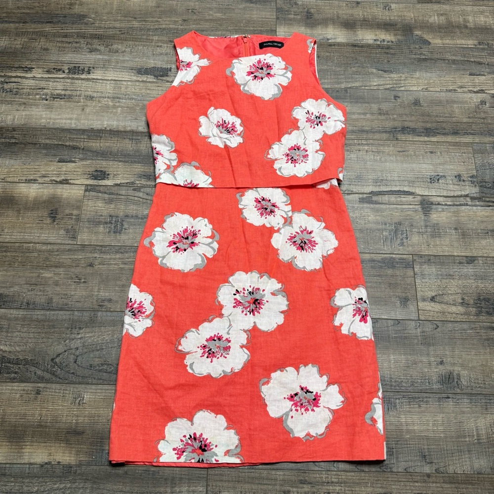 Ivanka Trump Coral White flowers Knee Length Sleeveless Dress